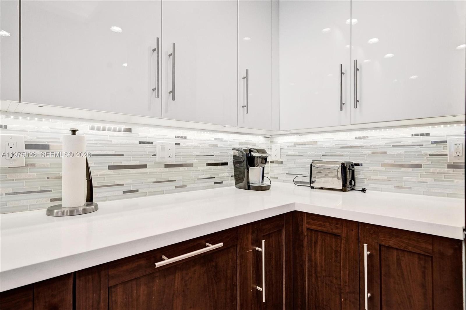 ISLE OF PARADISE CO-OP - Residential