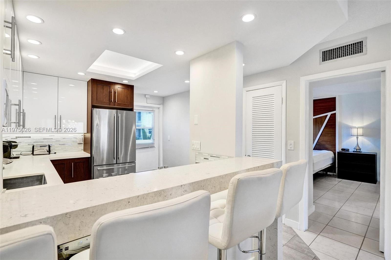 ISLE OF PARADISE CO-OP - Residential