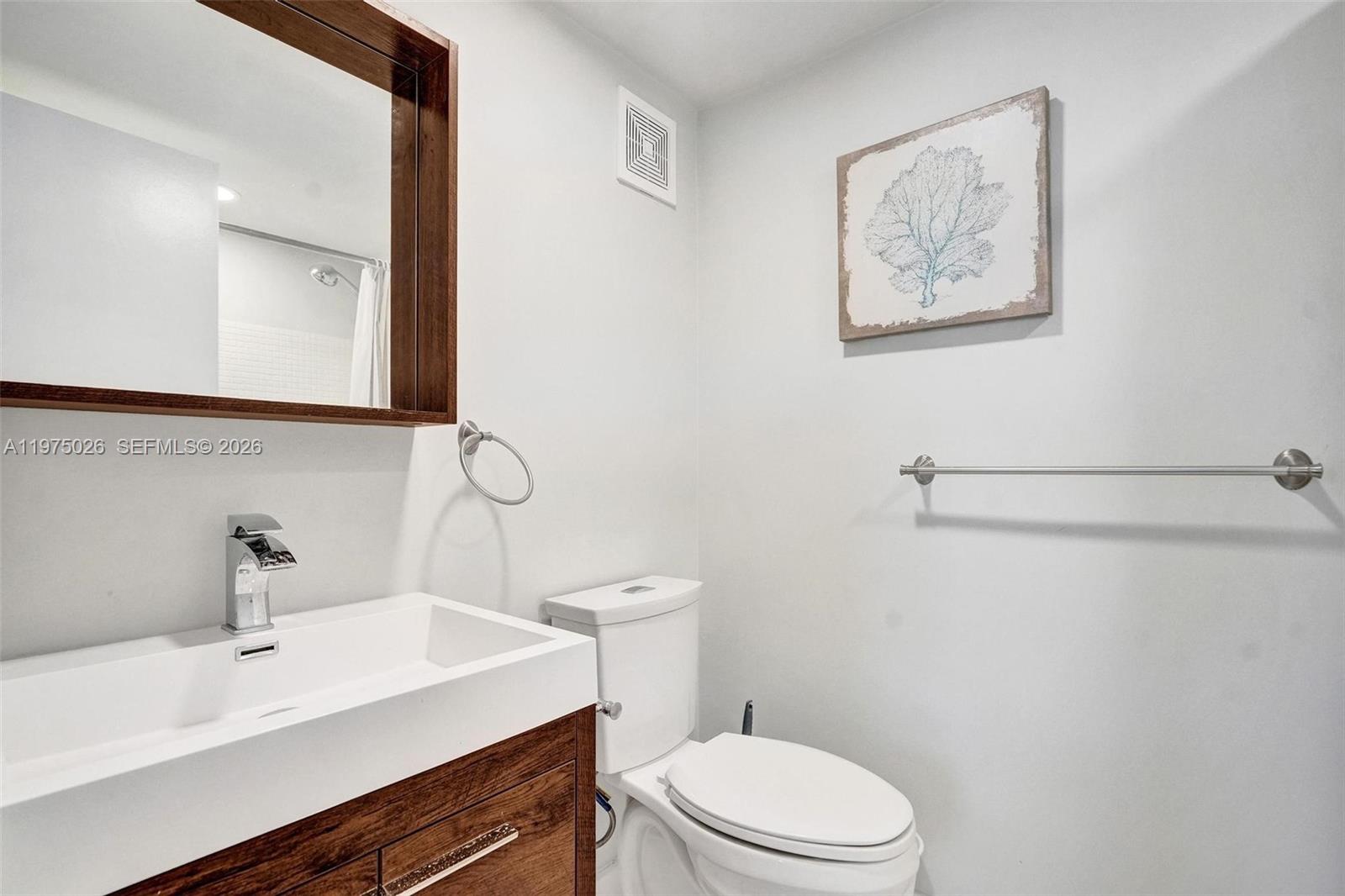 ISLE OF PARADISE CO-OP - Residential