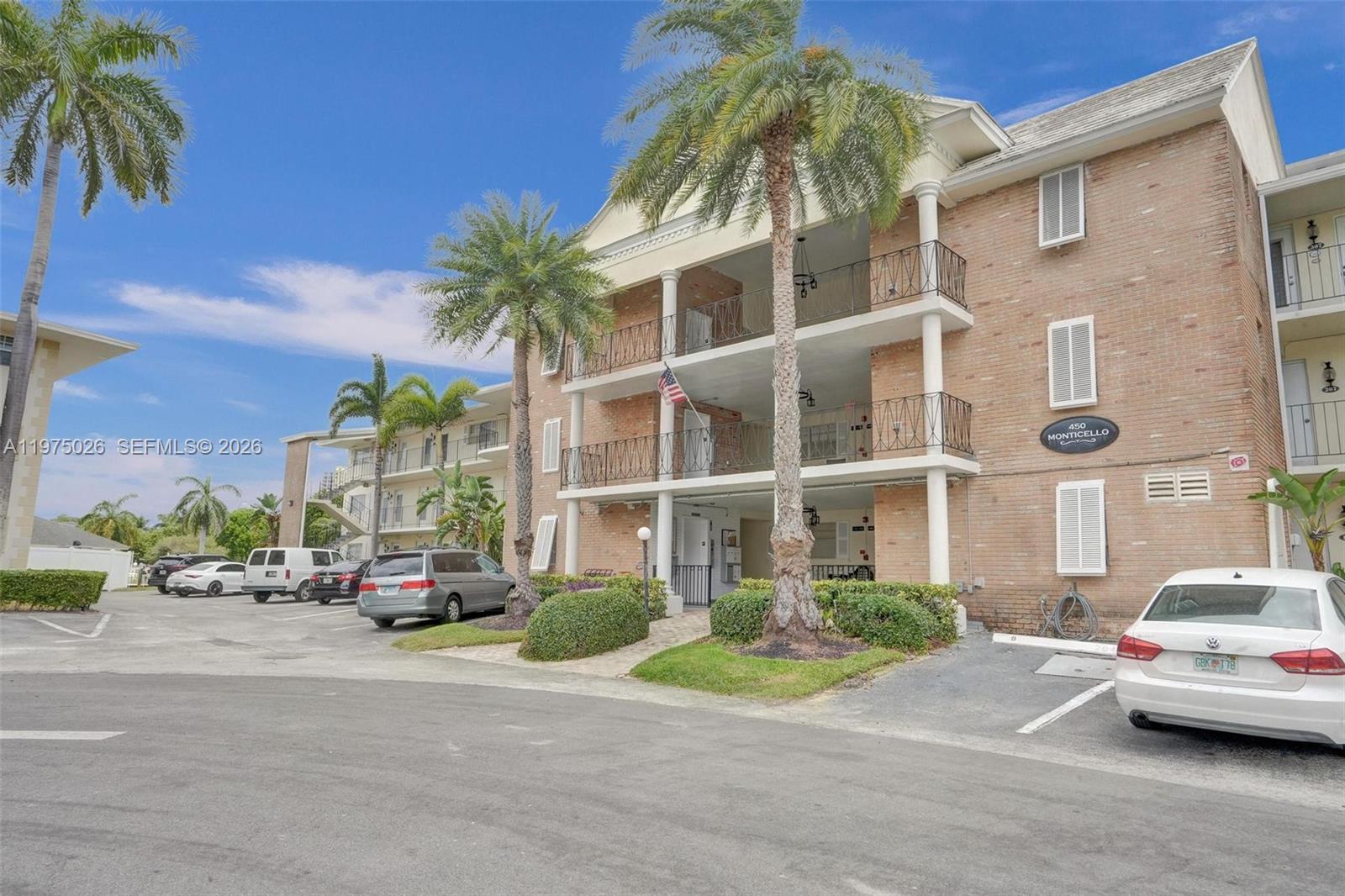 ISLE OF PARADISE CO-OP - Residential