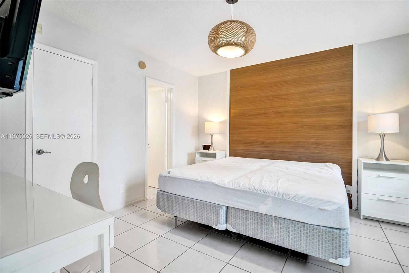 ISLE OF PARADISE CO-OP - Residential