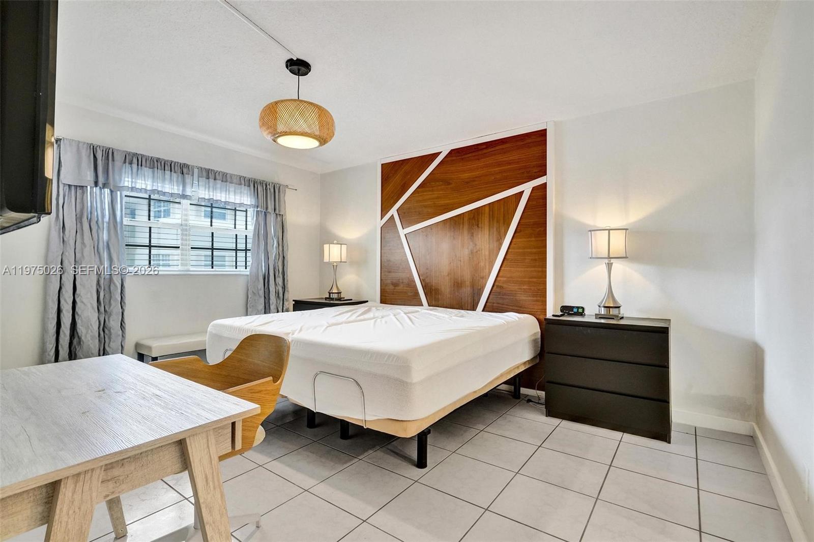 ISLE OF PARADISE CO-OP - Residential