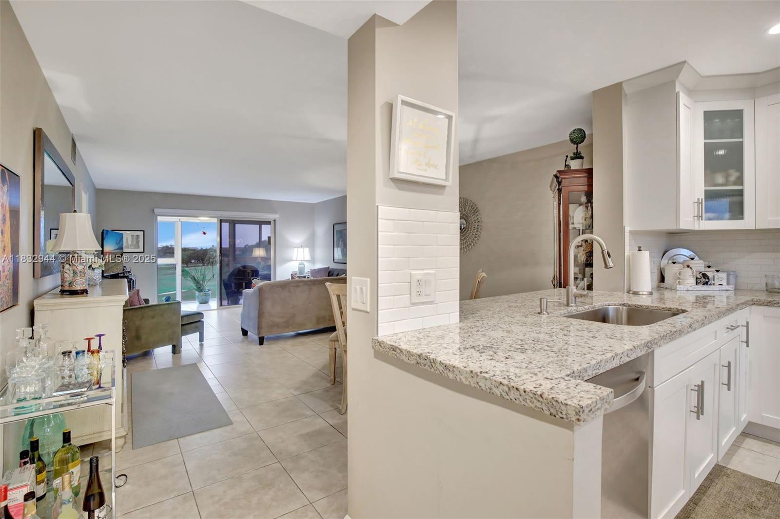 800 SW 125th Way 405O
