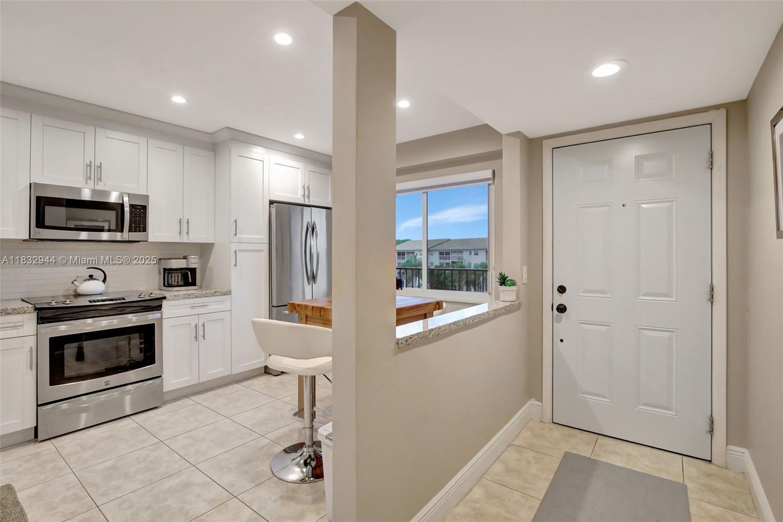 800 SW 125th Way 405O