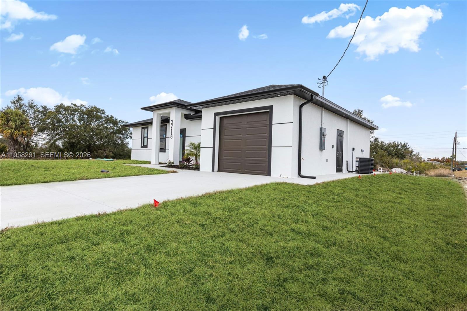 LEHIGH ACRES - Residential