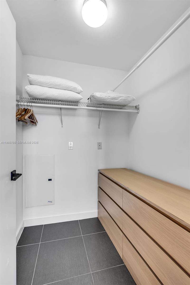 FOUR MIDTOWN MIAMI CONDO - Residential Lease