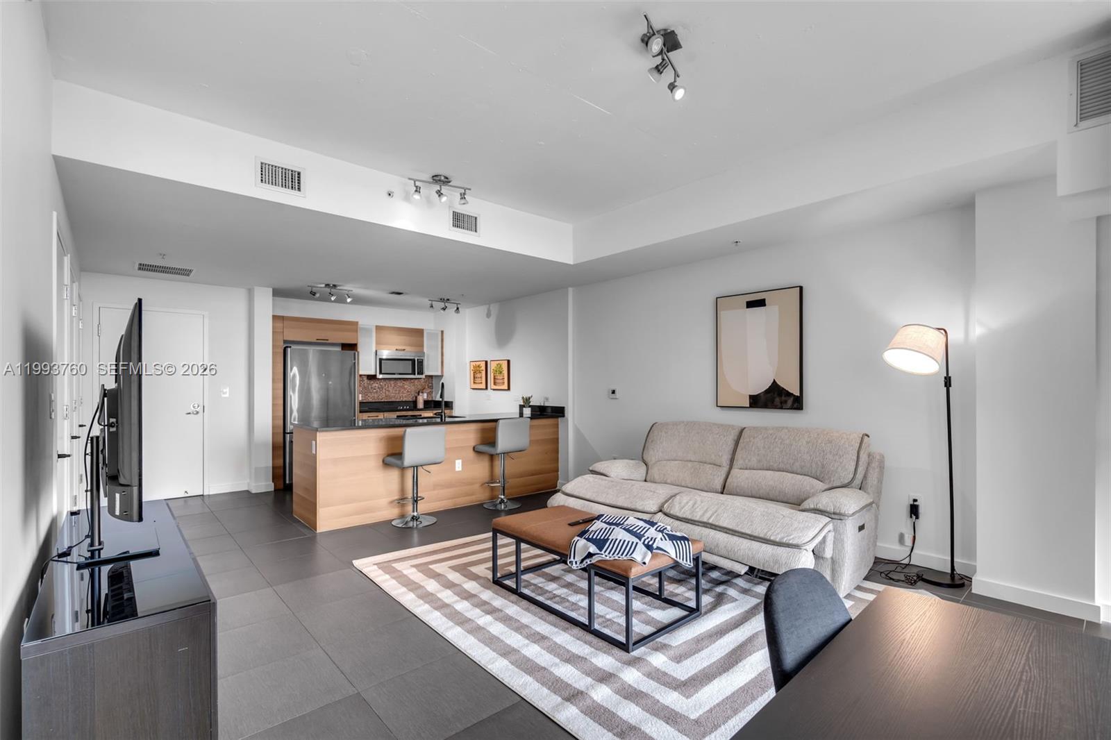 FOUR MIDTOWN MIAMI CONDO - Residential Lease