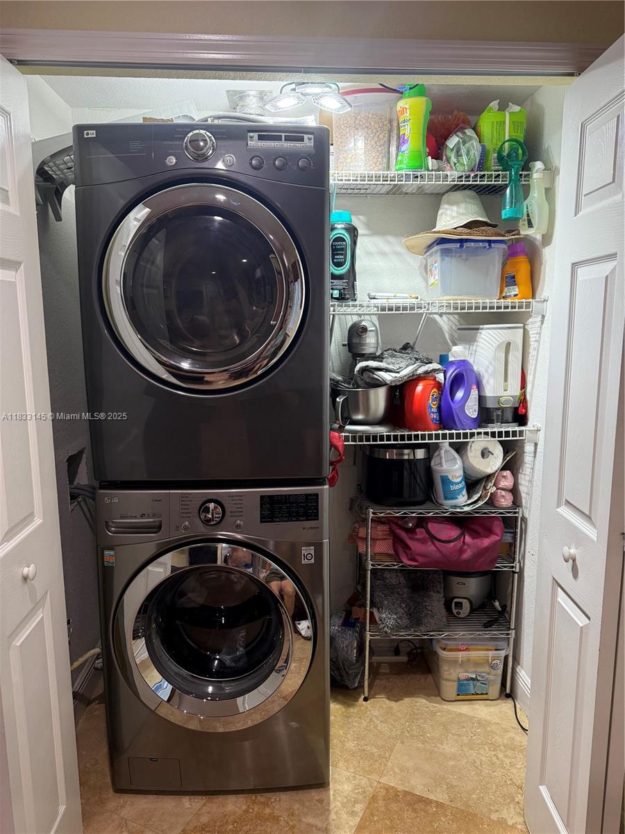 LONG KEY PROJ PROP LINE S - Residential