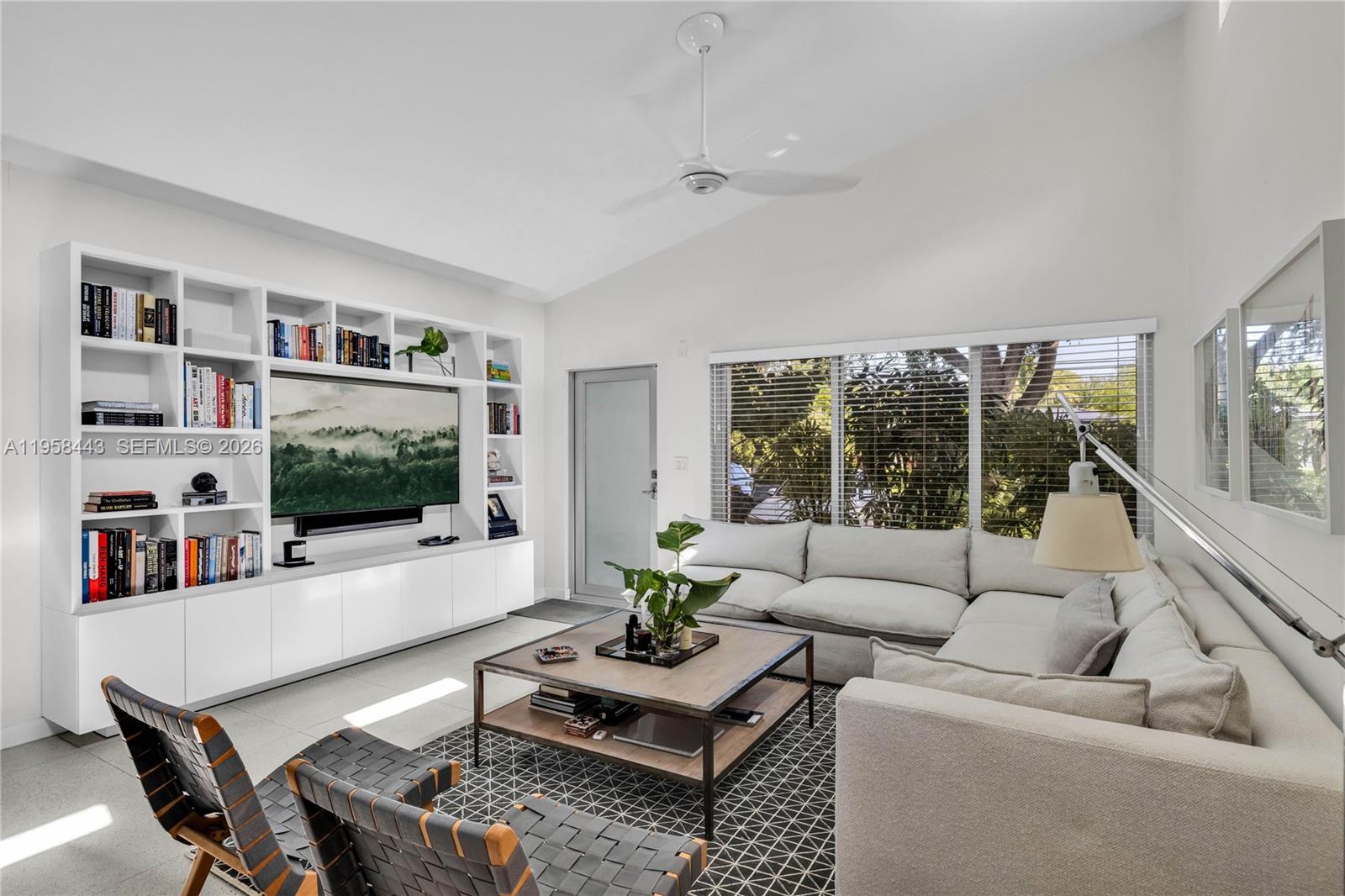 SHERWOOD FOREST - Residential