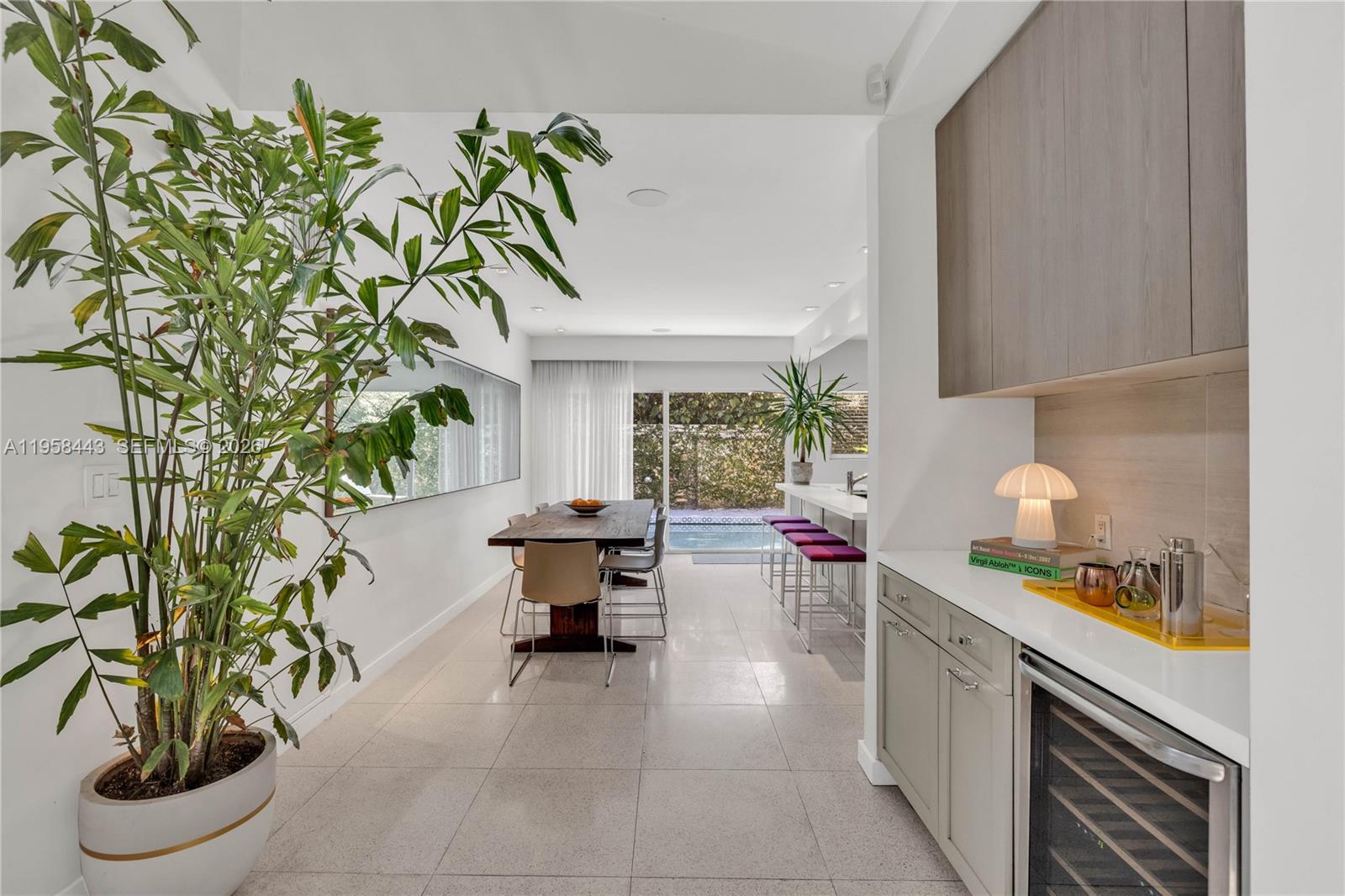 SHERWOOD FOREST - Residential