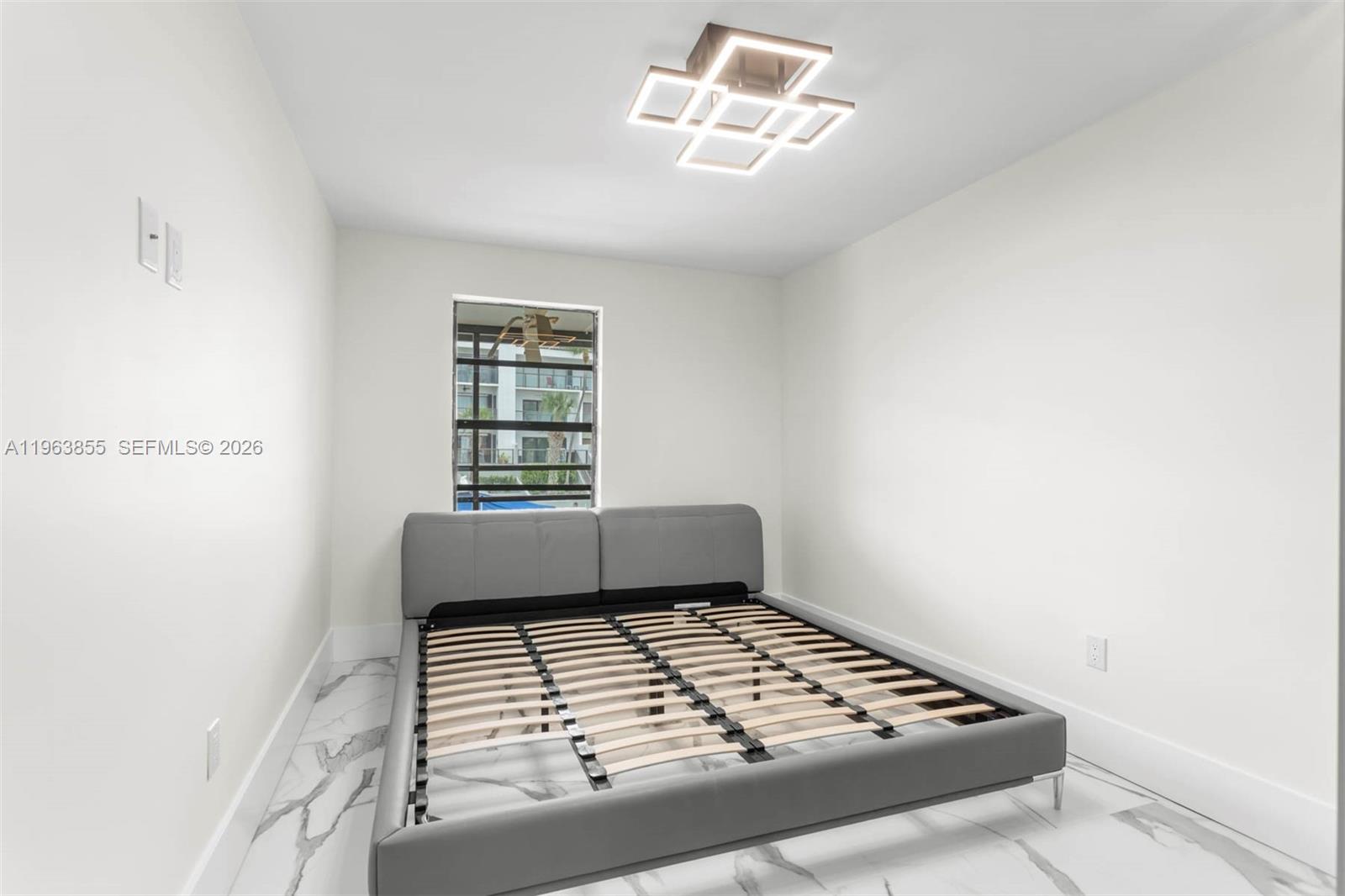 BEACH CLUB VILLAS CONDO II - Residential Lease