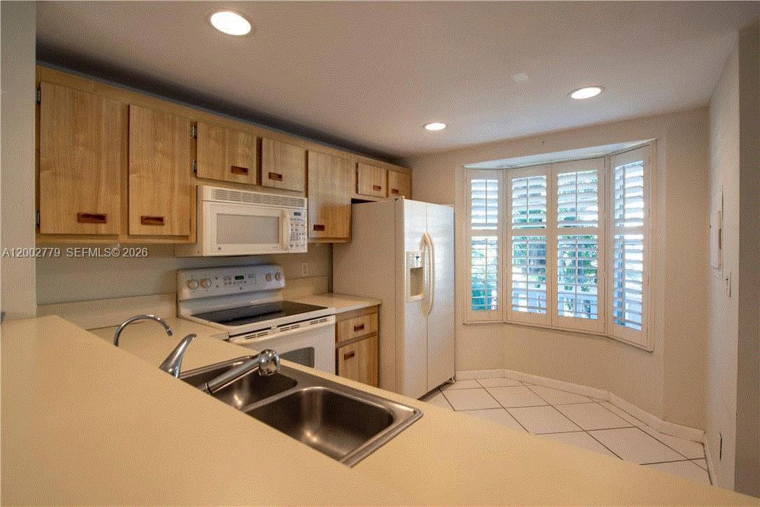 CYPRESS-THIRD PLAT - Residential Lease