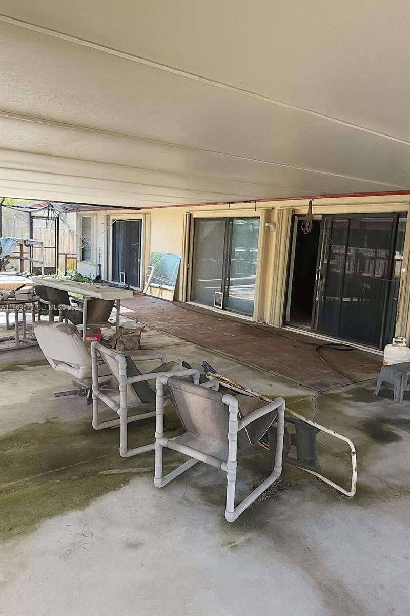 COUNTRY LAKE MANORS SEC 2 - Residential