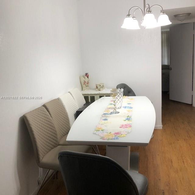 LAUDERDALE OAKS CONDO I - Residential Lease