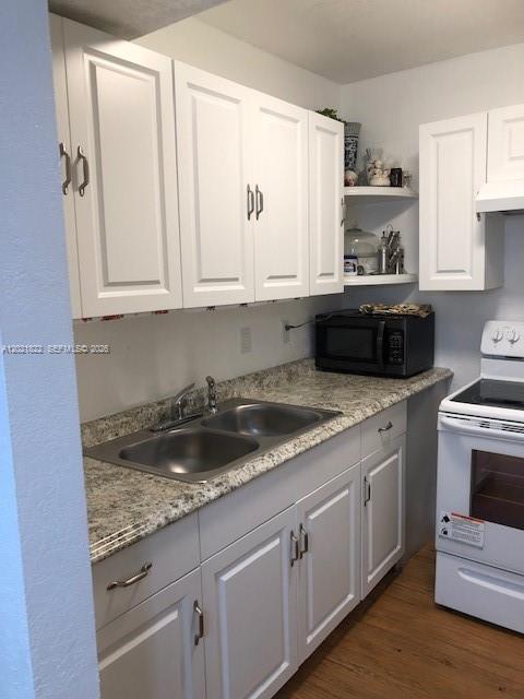 LAUDERDALE OAKS CONDO I - Residential Lease