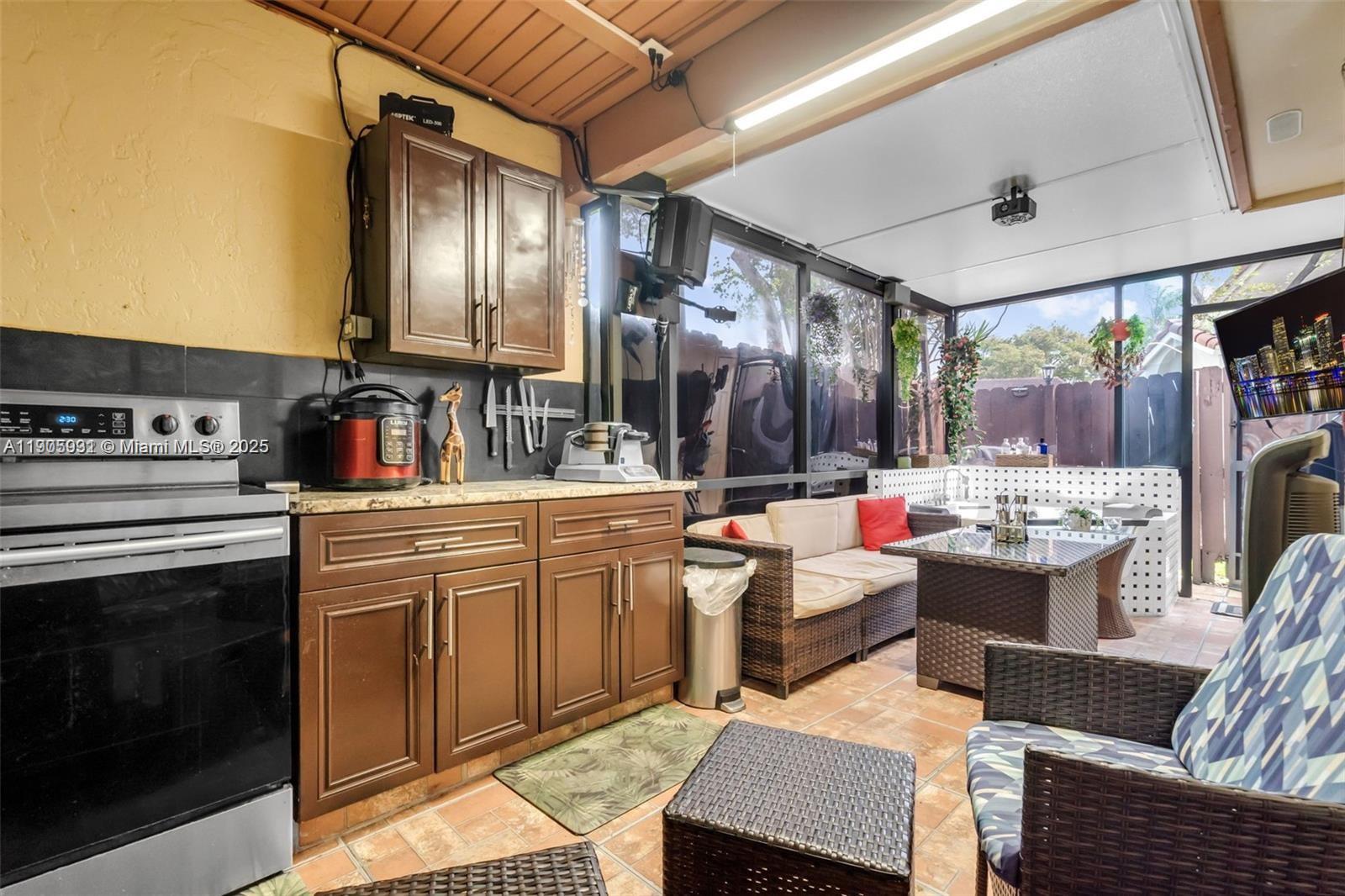 VILLA HOMES AT THE MOORS - Residential