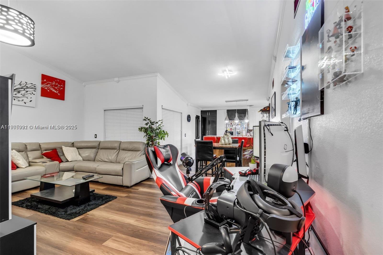 VILLA HOMES AT THE MOORS - Residential