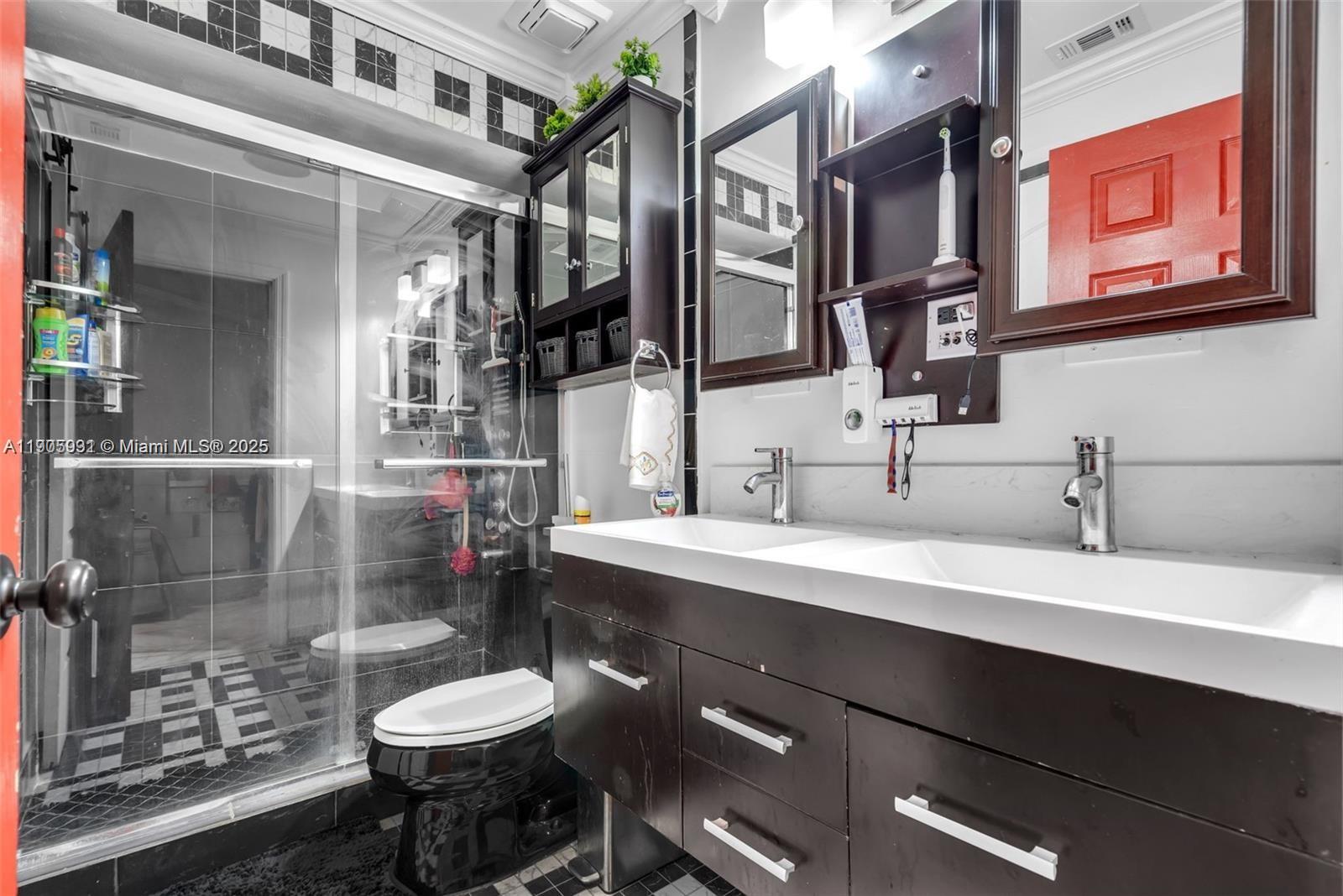 VILLA HOMES AT THE MOORS - Residential