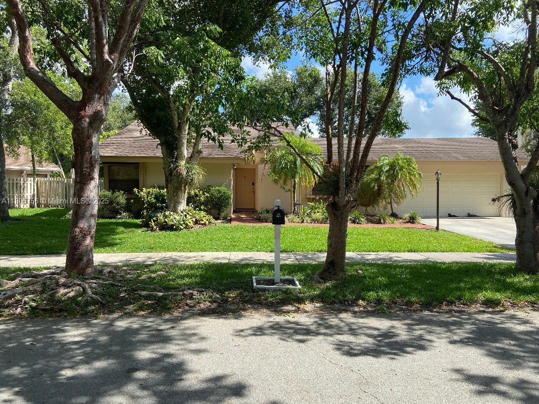 Property for Sale at 11611 Sw 112th St, Miami, Broward County, Florida - Bedrooms: 3 
Bathrooms: 2  - $799,500