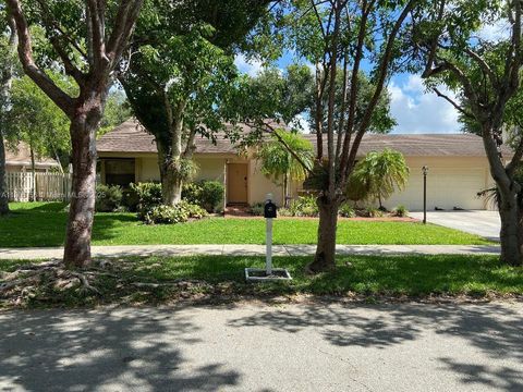 11611 SW 112th St Miami FL 33176
