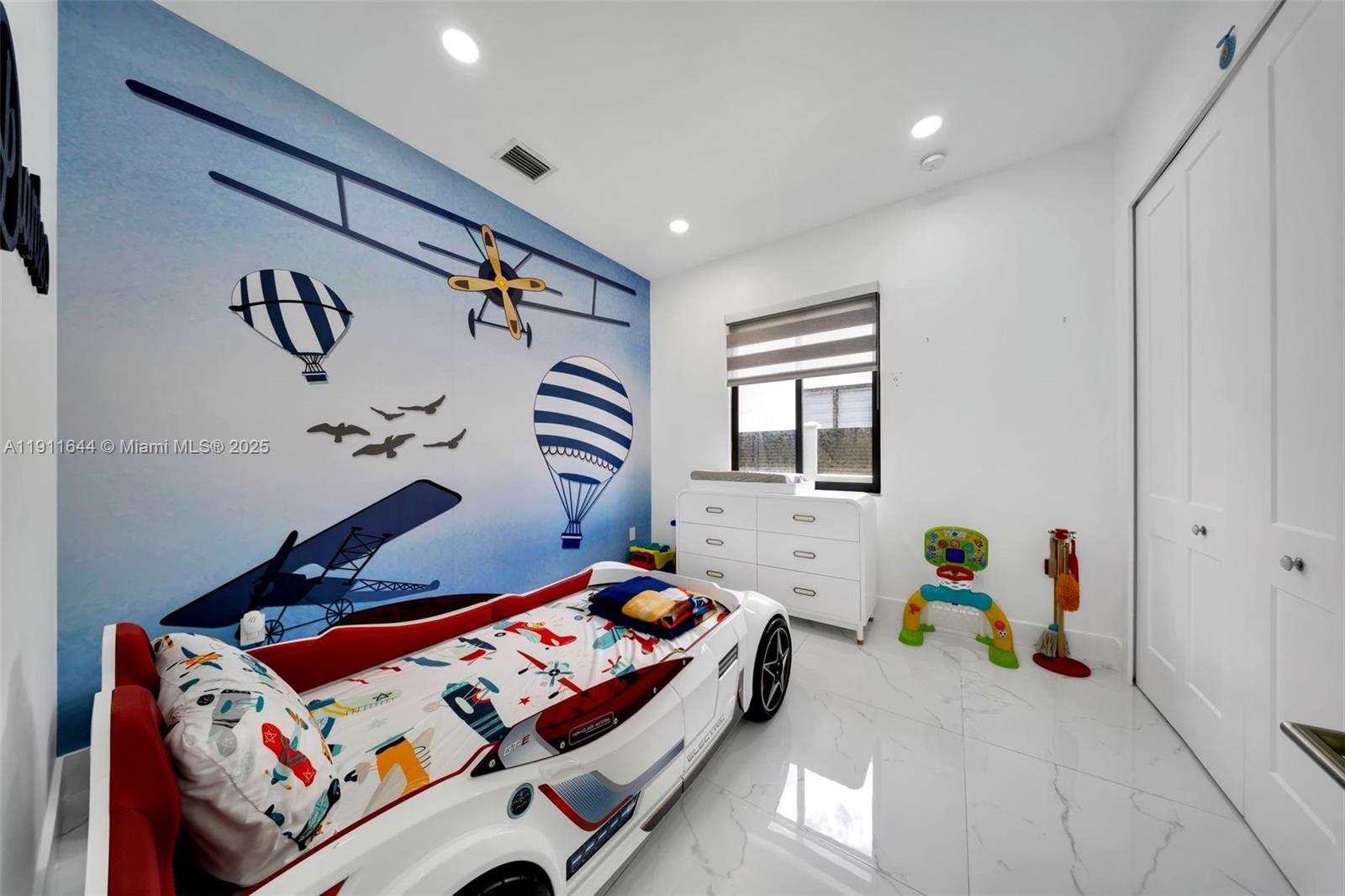 GAVICAR VILLAS - Residential Lease