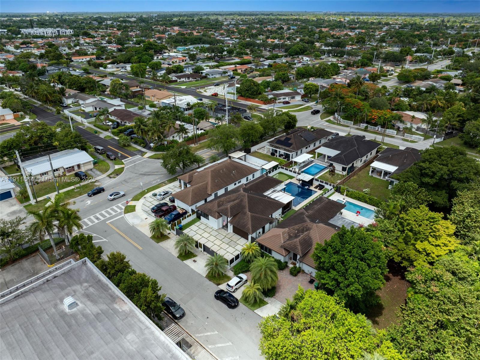 GAVICAR VILLAS - Residential Lease