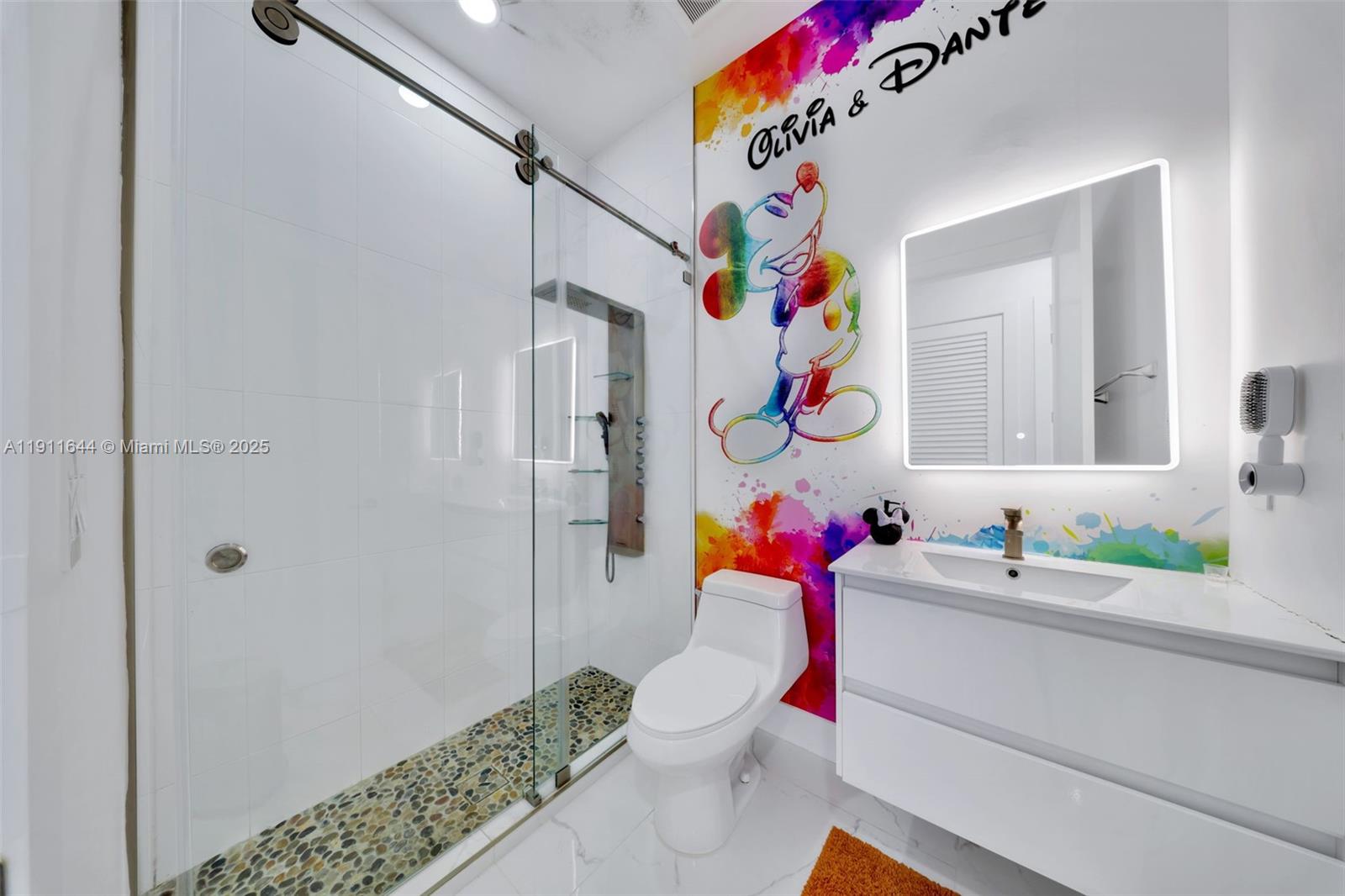 GAVICAR VILLAS - Residential Lease