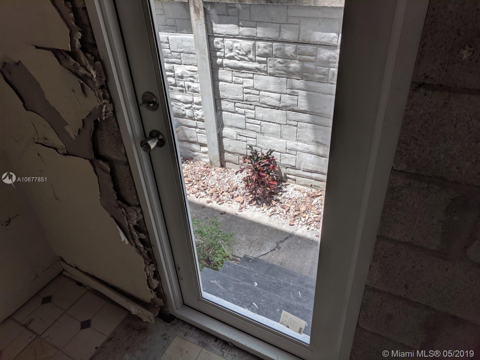 SHANGRI-LA HOUSE CO-OP - Residential