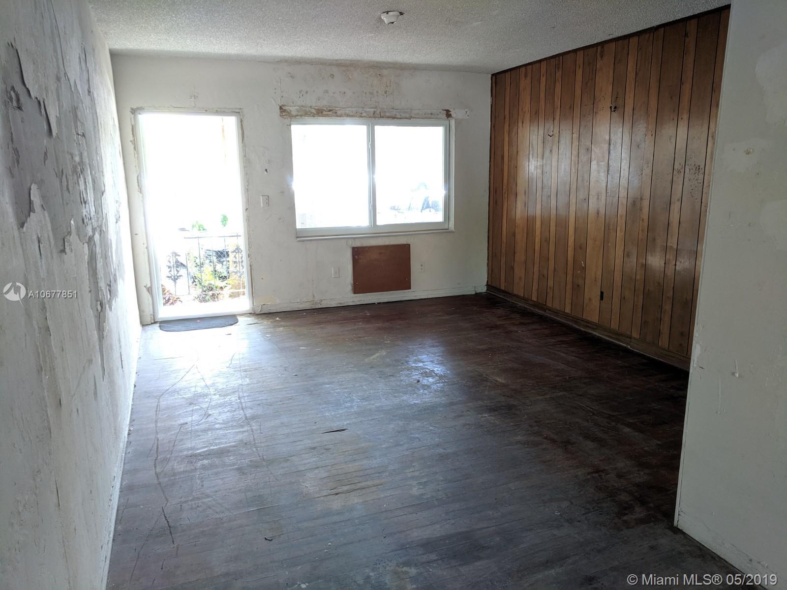 SHANGRI-LA HOUSE CO-OP - Residential