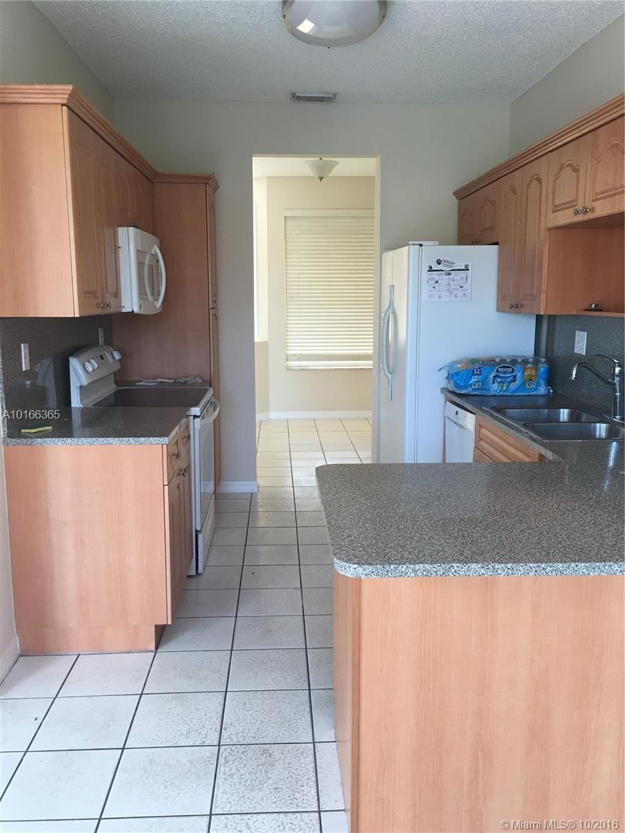 P A At West Sunset - Residential Lease