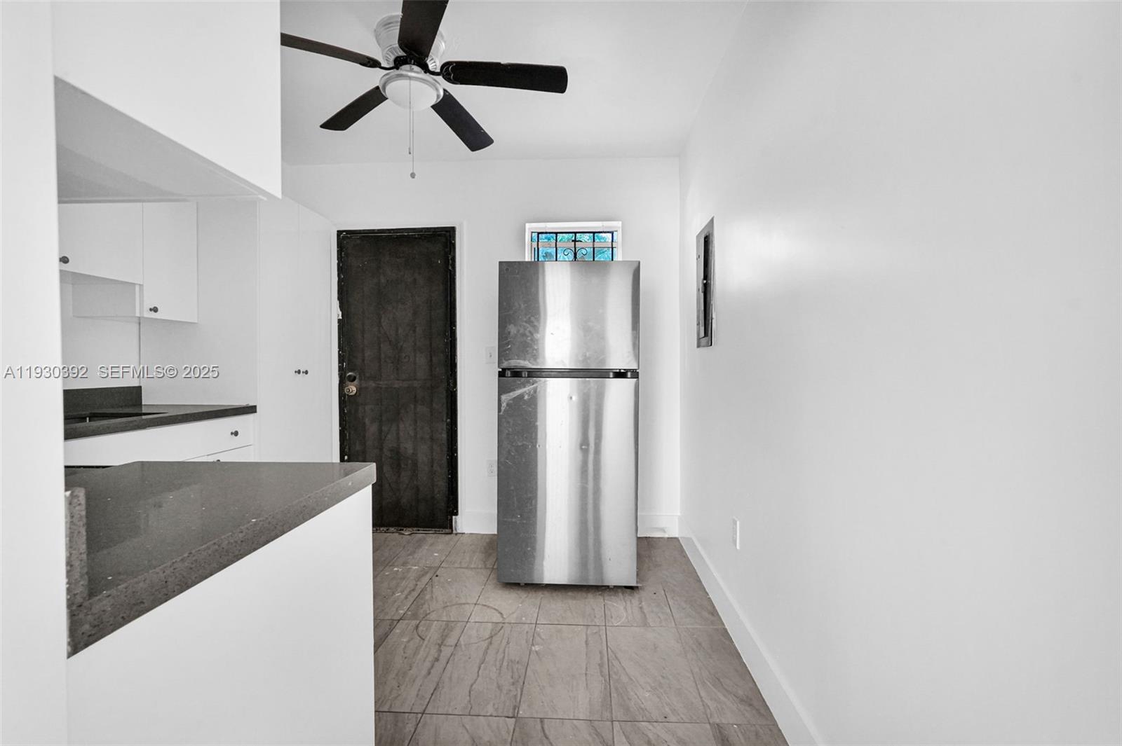 ARCH CREEKS ESTATES - Residential Lease