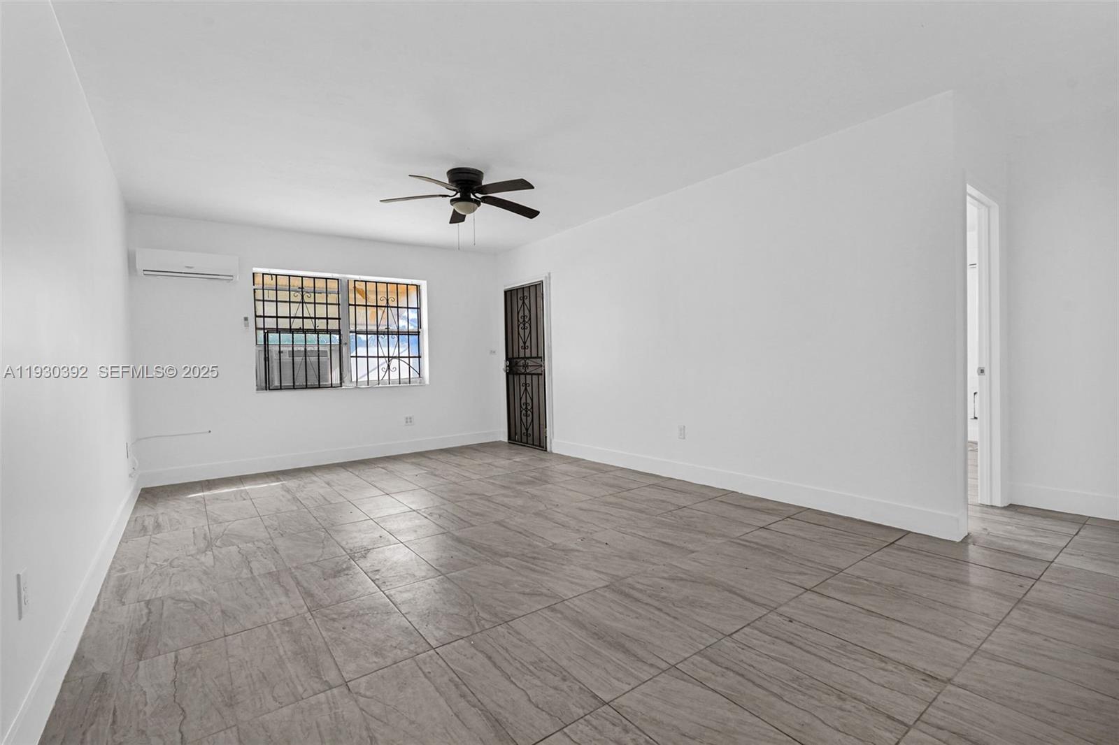 ARCH CREEKS ESTATES - Residential Lease