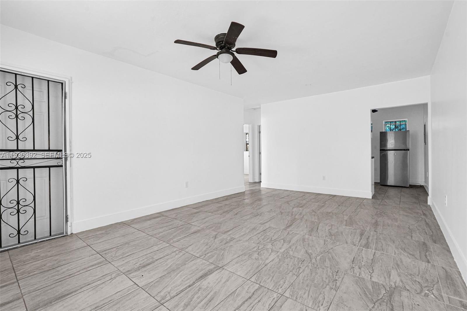 ARCH CREEKS ESTATES - Residential Lease