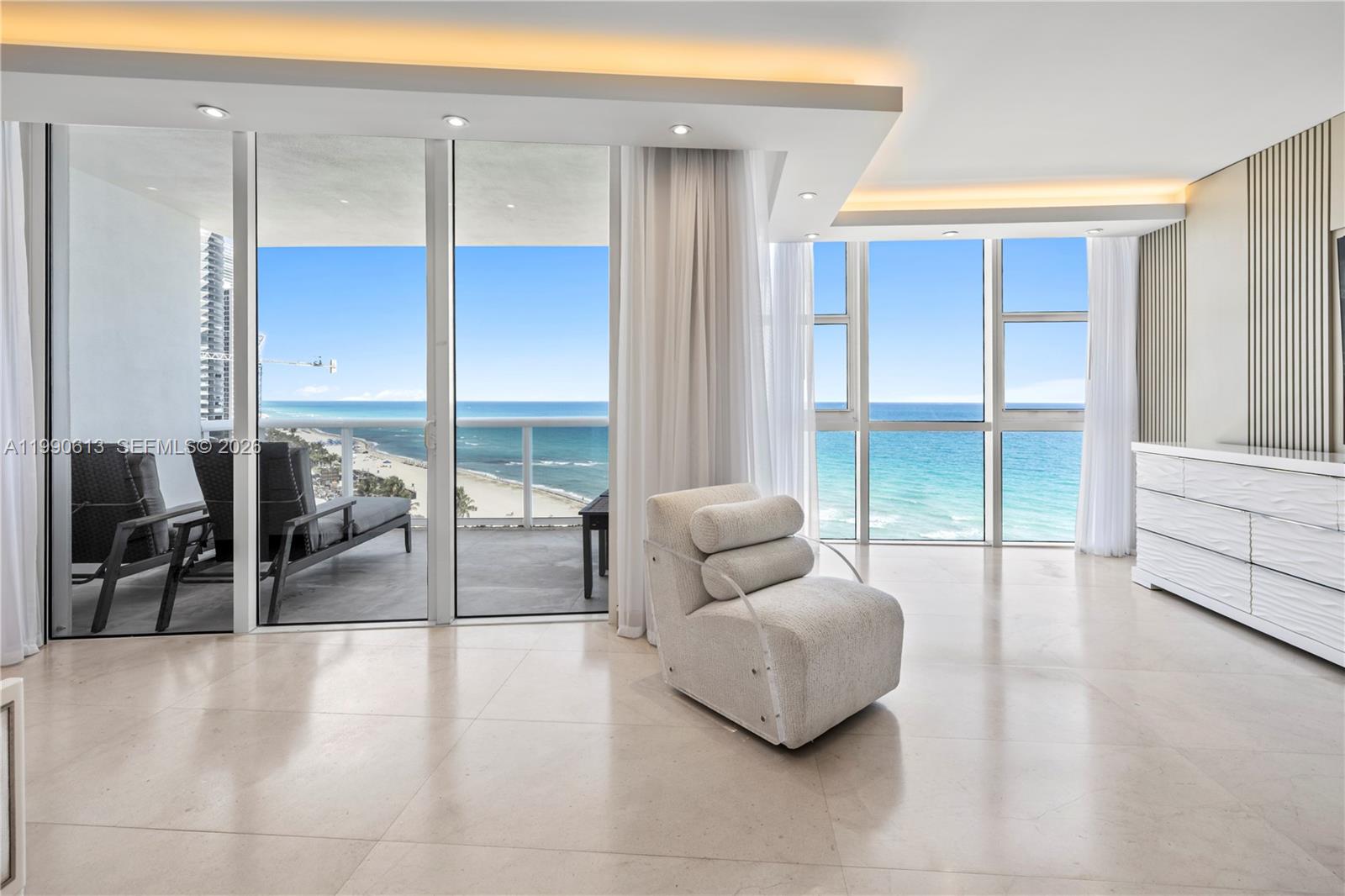 Trump Royale condo - Residential