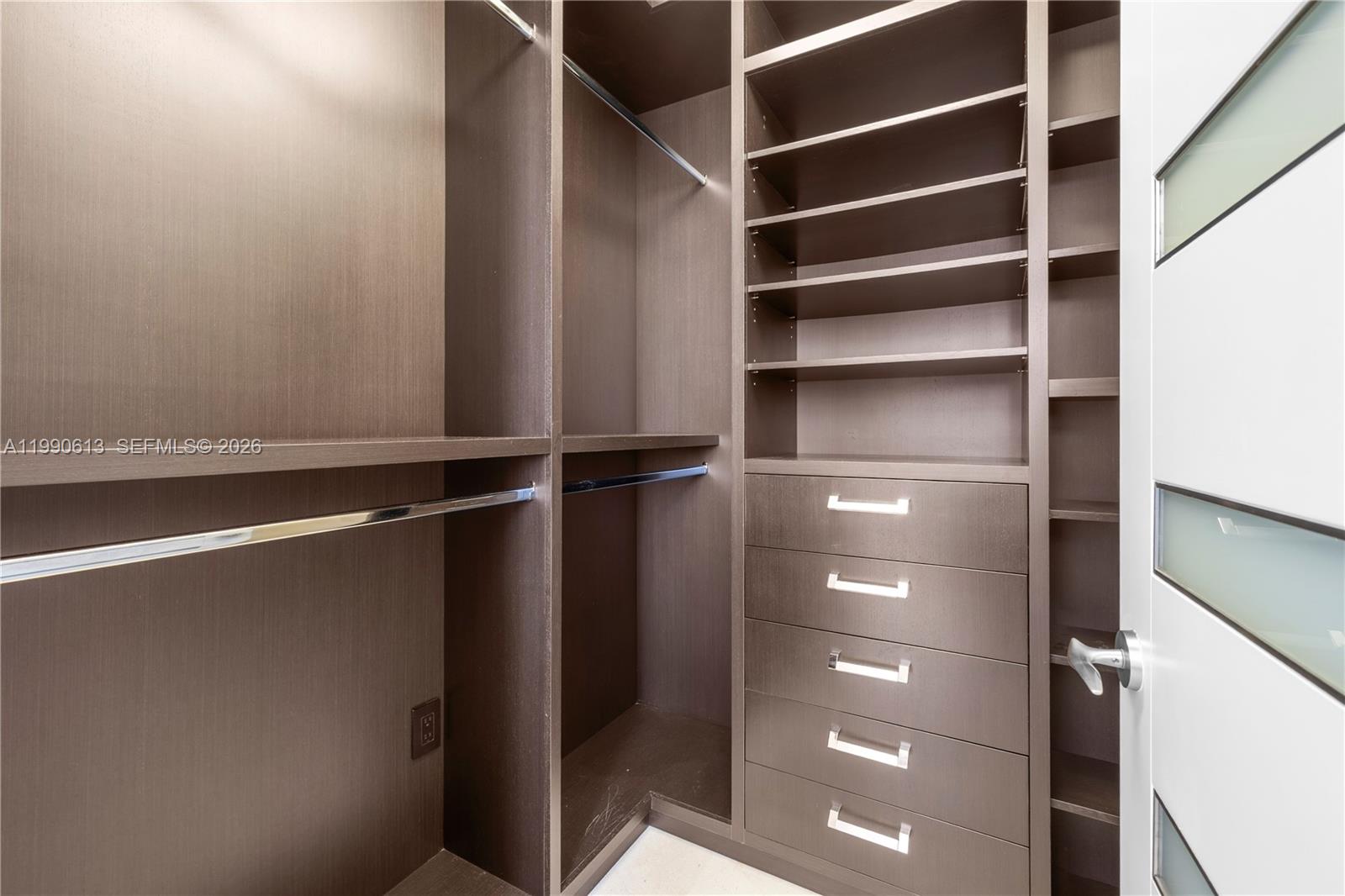 Trump Royale condo - Residential