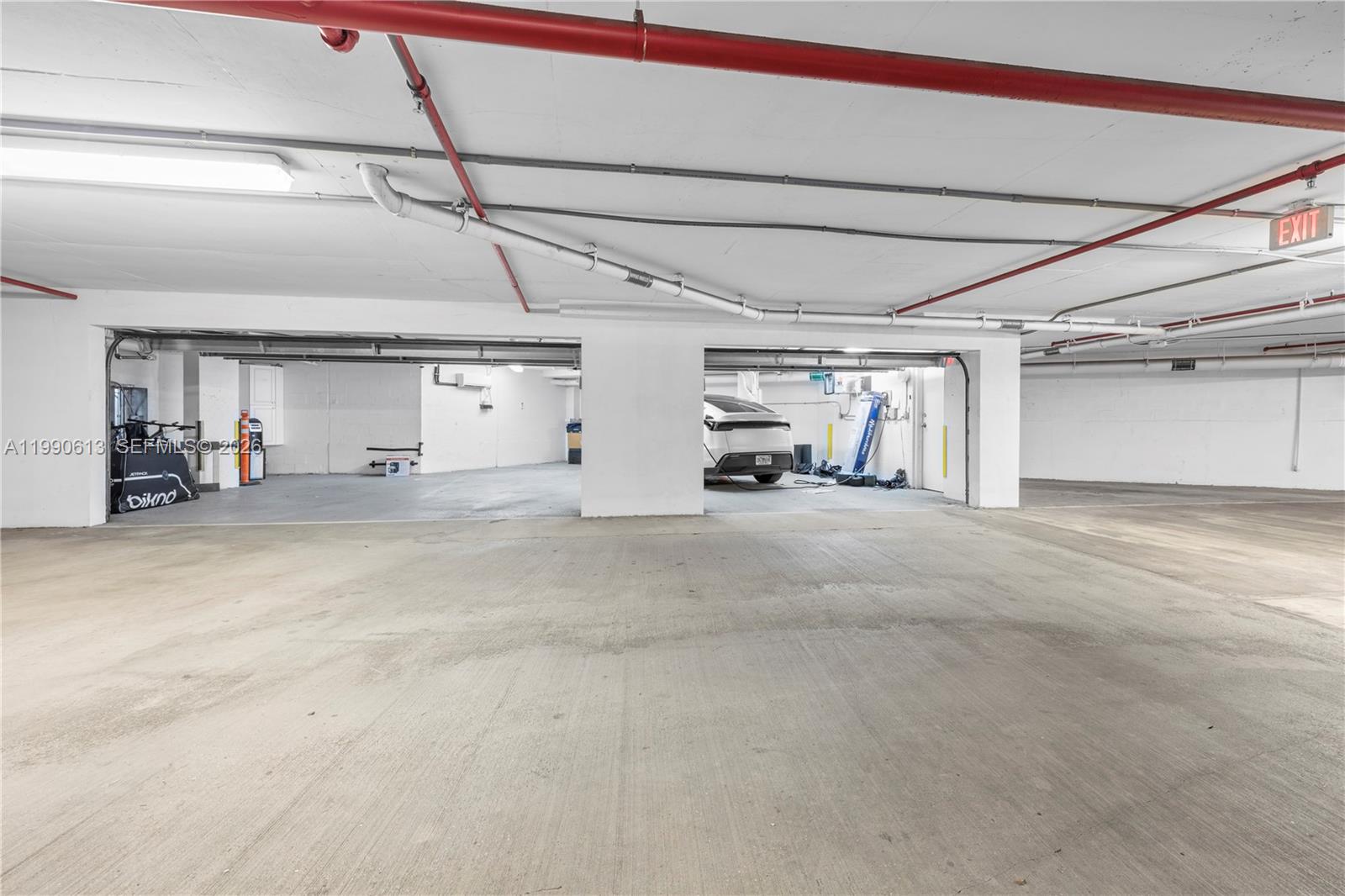 Trump Royale condo - Residential