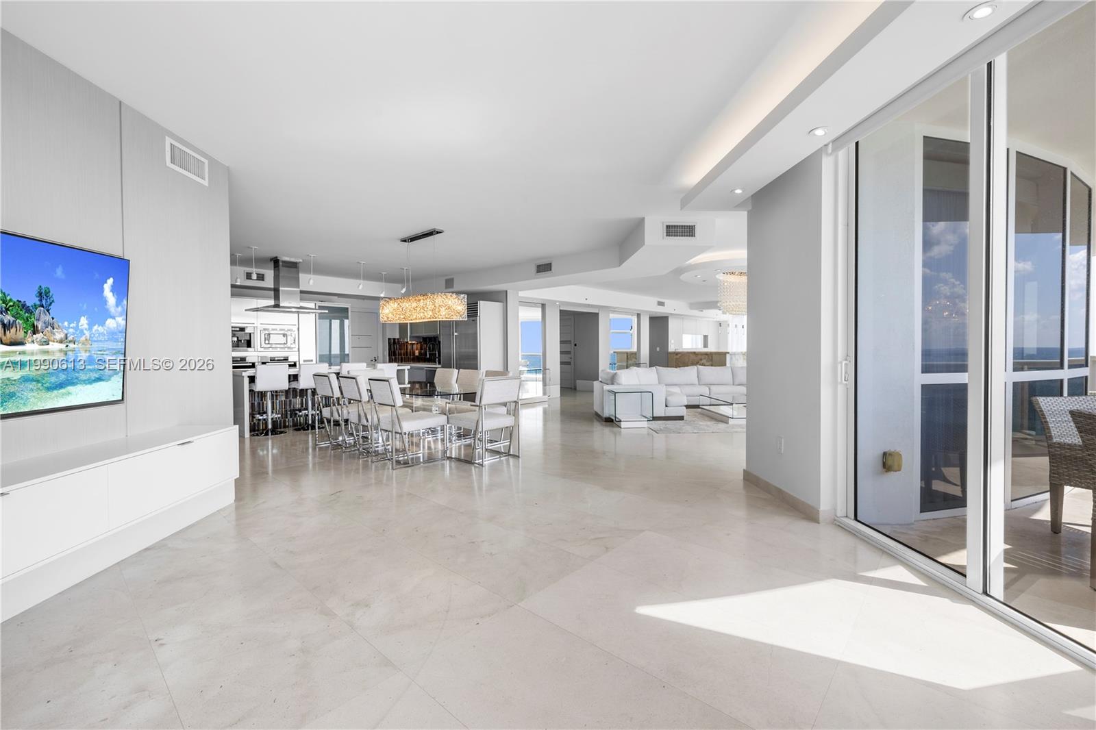 Trump Royale condo - Residential