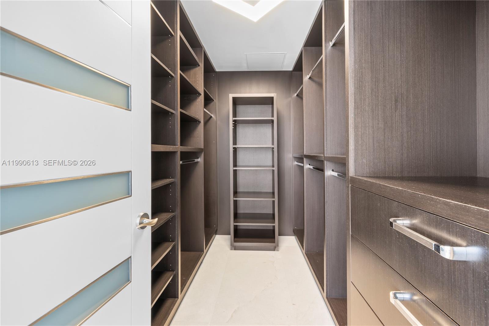 Trump Royale condo - Residential