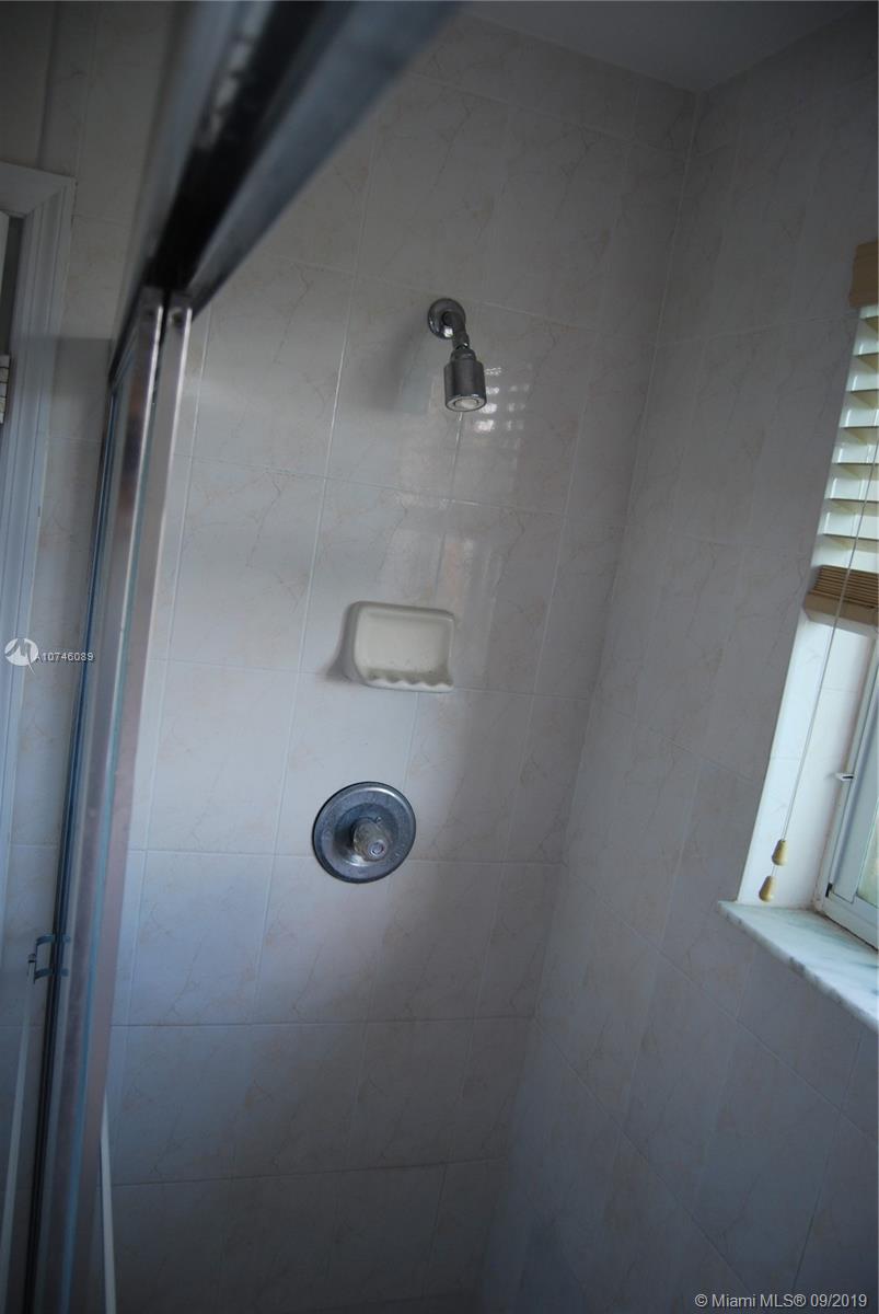 SOUTH POINTE COVE CONDO - Residential Lease