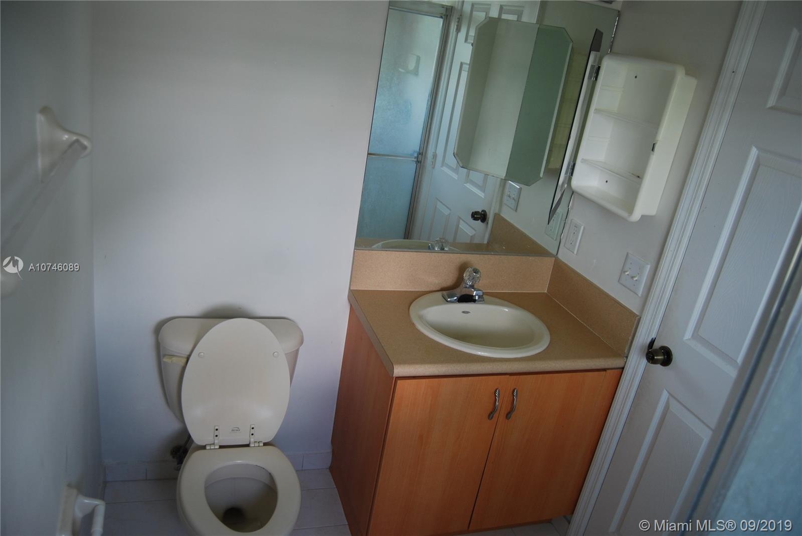 SOUTH POINTE COVE CONDO - Residential Lease