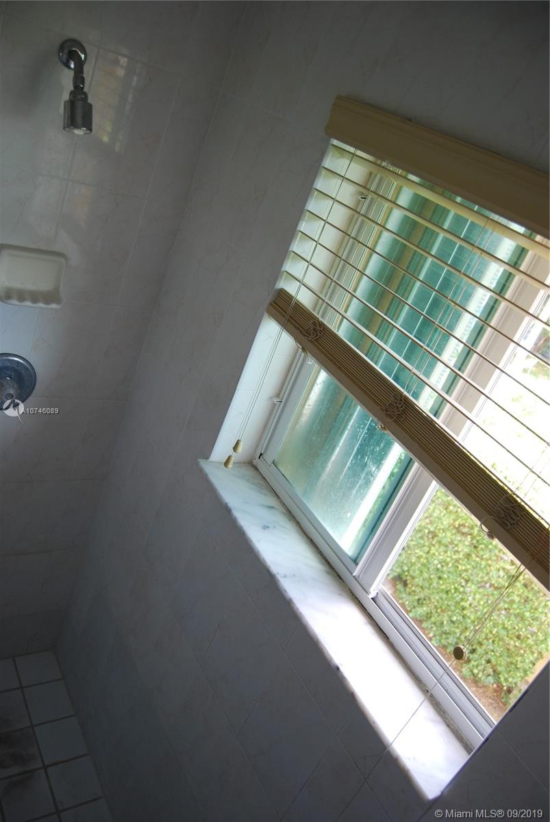 SOUTH POINTE COVE CONDO - Residential Lease