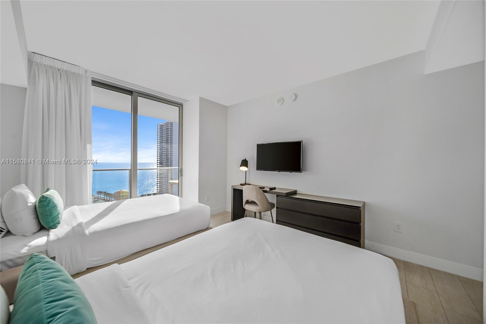 4010 SOUTH OCEAN CONDO - Residential Lease