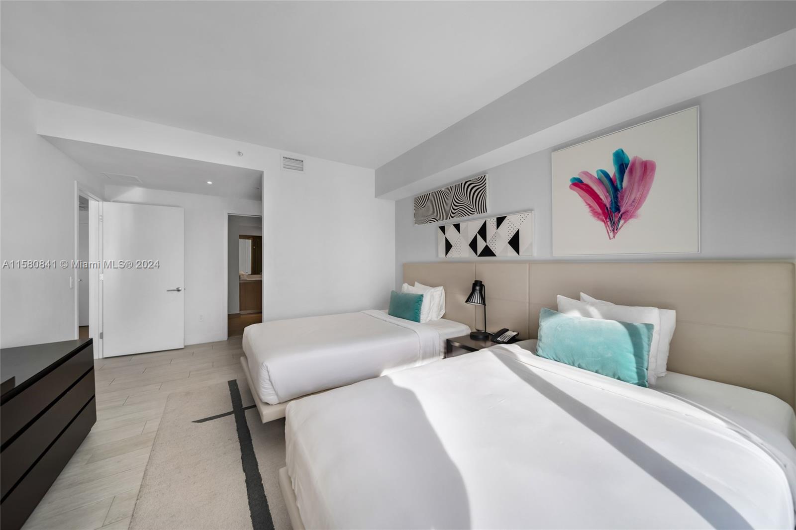 4010 SOUTH OCEAN CONDO - Residential Lease