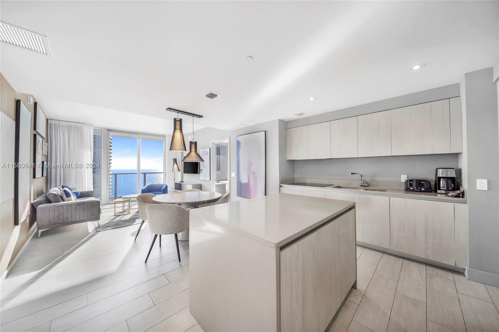 4010 SOUTH OCEAN CONDO - Residential Lease