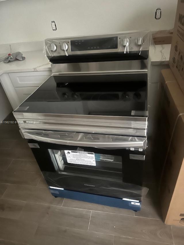 CHERRY HILLS - Residential