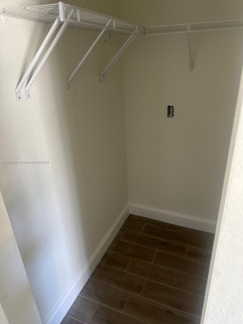 CHERRY HILLS - Residential