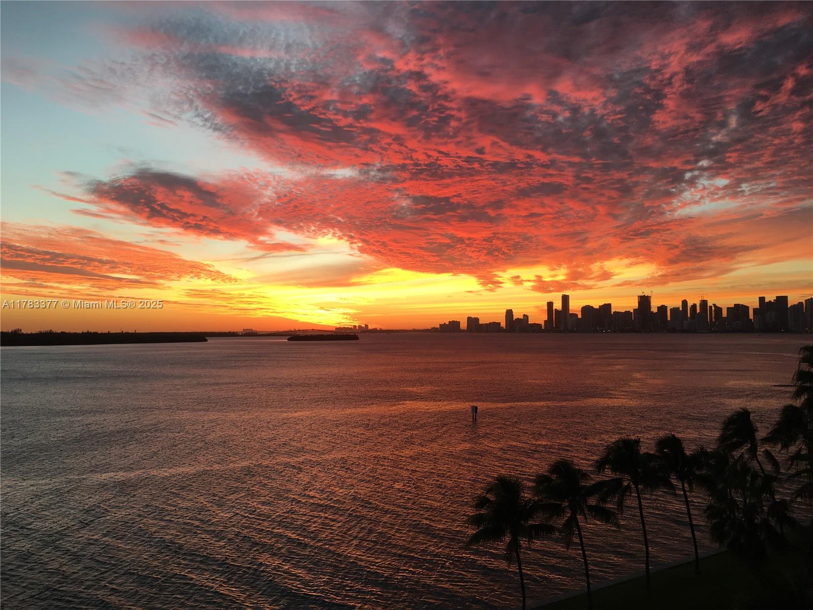 5100 BAYVIEW AT FISHER IS - Residential