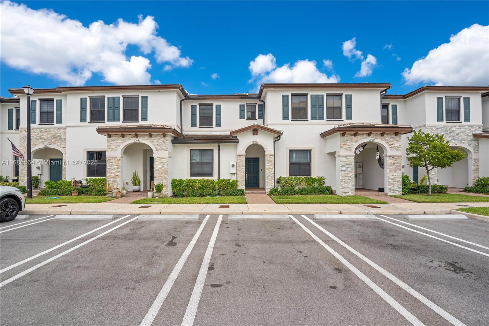 FIRST TIME HOME BUYERS & FHA LOANS WELCOME & LOW HOA!!!!! Welcome to your dream home! This spacious 3-bedroom, 3-bathroom townhouse offers modern living in a vibrant community. Each bedroom has its own full bathroom, providing privacy and convenience for everyone. Minutes from major highways. Enjoy an active lifestyle with access to a beautiful bike trail, perfect for outdoor enthusiasts. The community is pet-friendly, so your furry friends are welcome too! The clubhouse features a full gym, ensuring you stay fit without leaving home. Dive into the refreshing pool on hot days or watch your kids have fun in the playground. This townhouse is more than a home; it’s a lifestyle. Don't miss out on this exceptional opportunity!