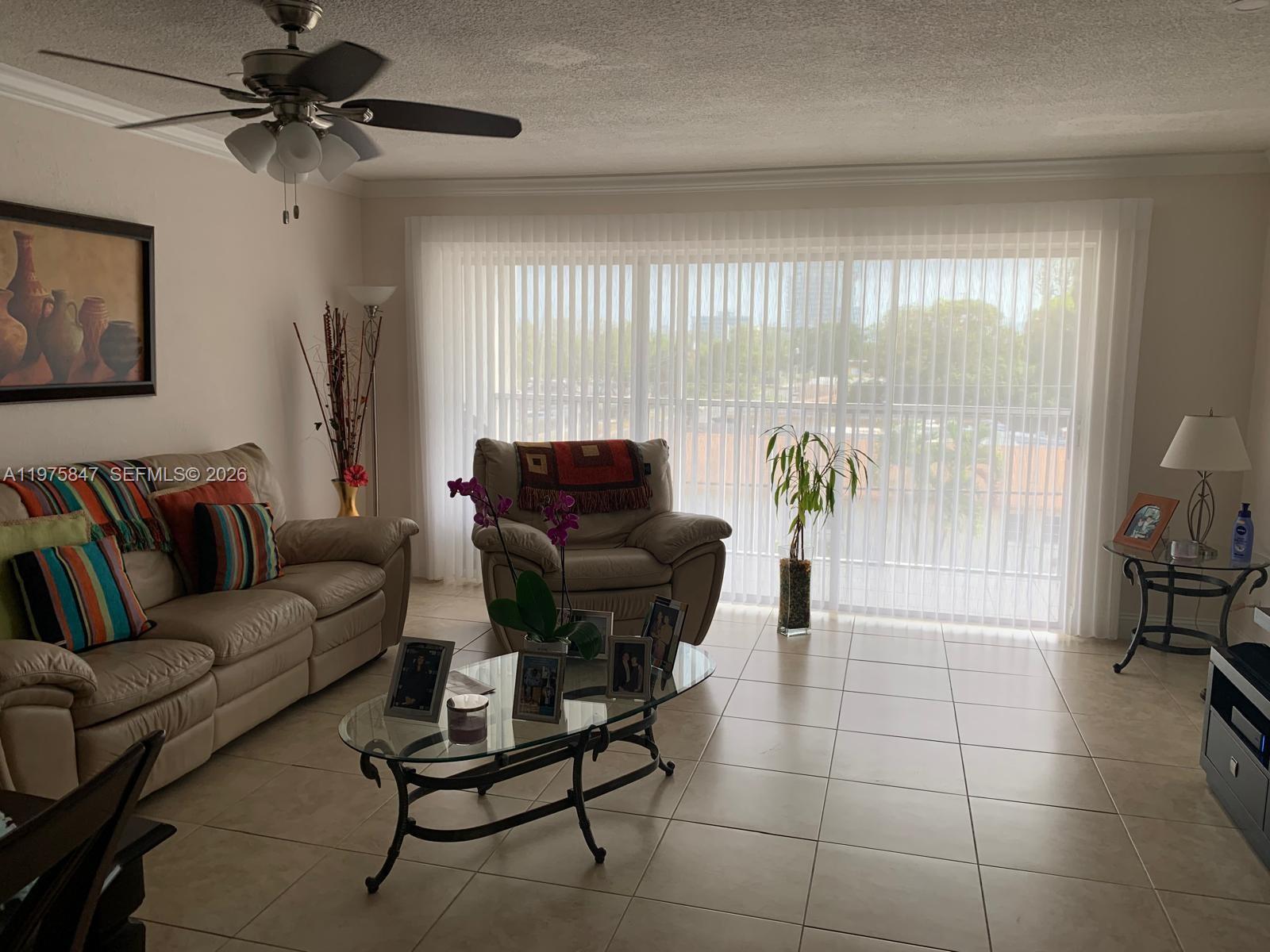 SECOND GULFSTREAM GARDEN - Residential Lease