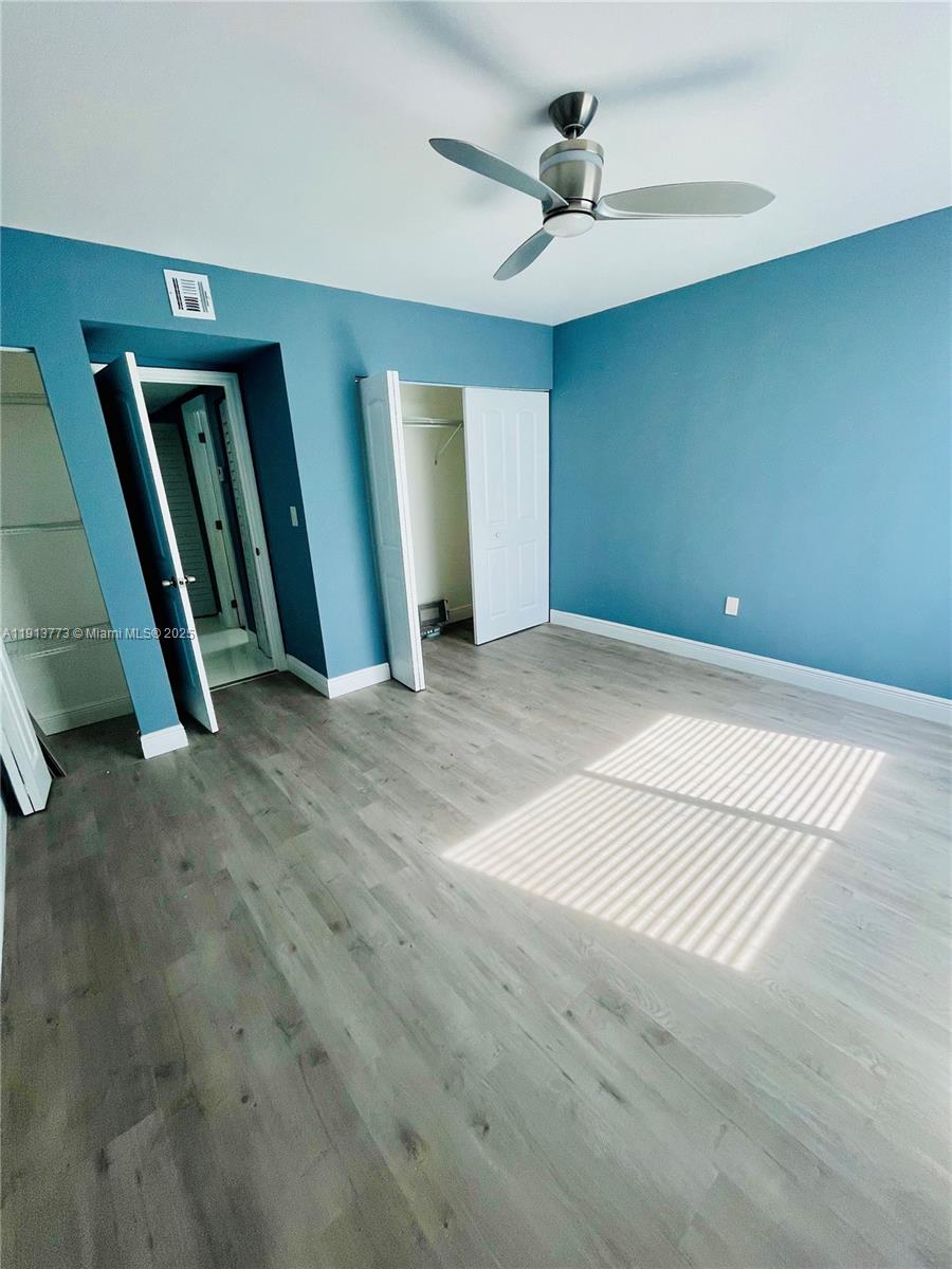 MANGO HILL CONDO NO 4 - Residential Lease